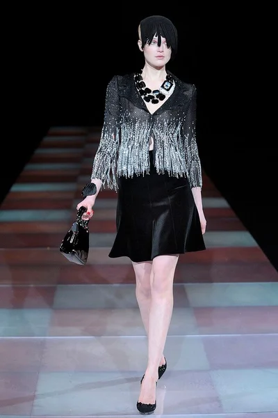Look 48